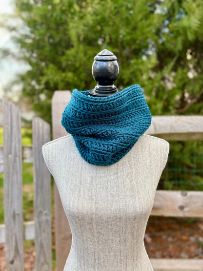 Everyday Comfort Cowl in Peacock