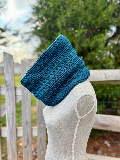 Everyday Comfort Cowl in Peacock