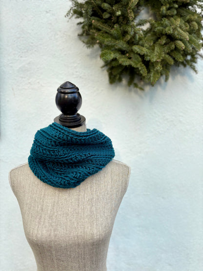 Everyday Comfort Cowl in Peacock