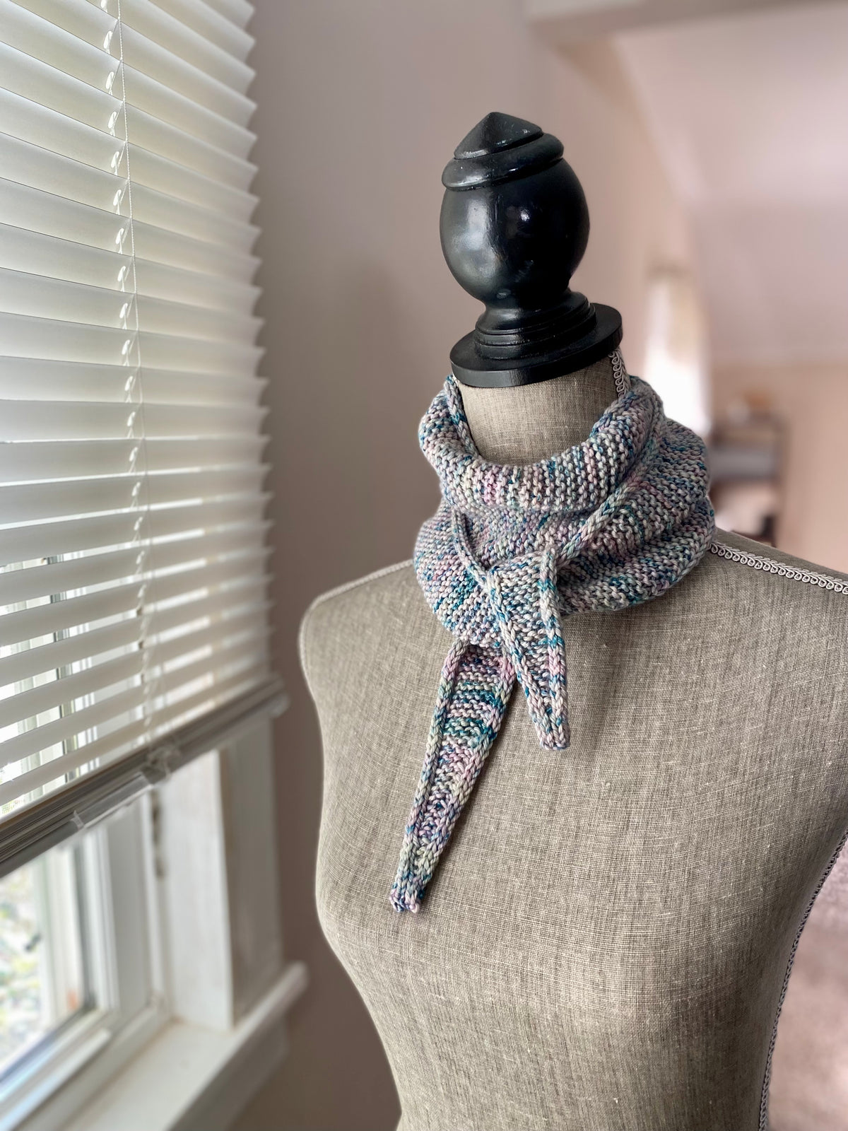 Hand Knit Neck Scarf in Super Merino Wool