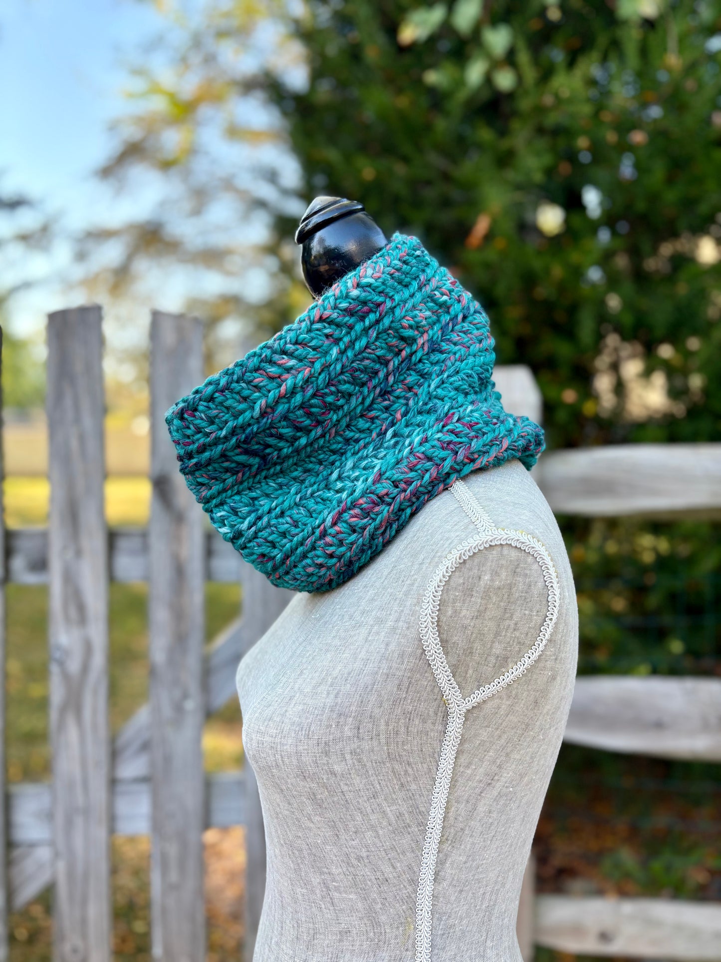 Winter Super Bulky Cowl in Teal - Wool-Ease Edition