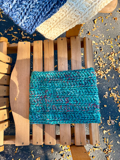 Winter Super Bulky Cowl in Teal - Wool-Ease Edition