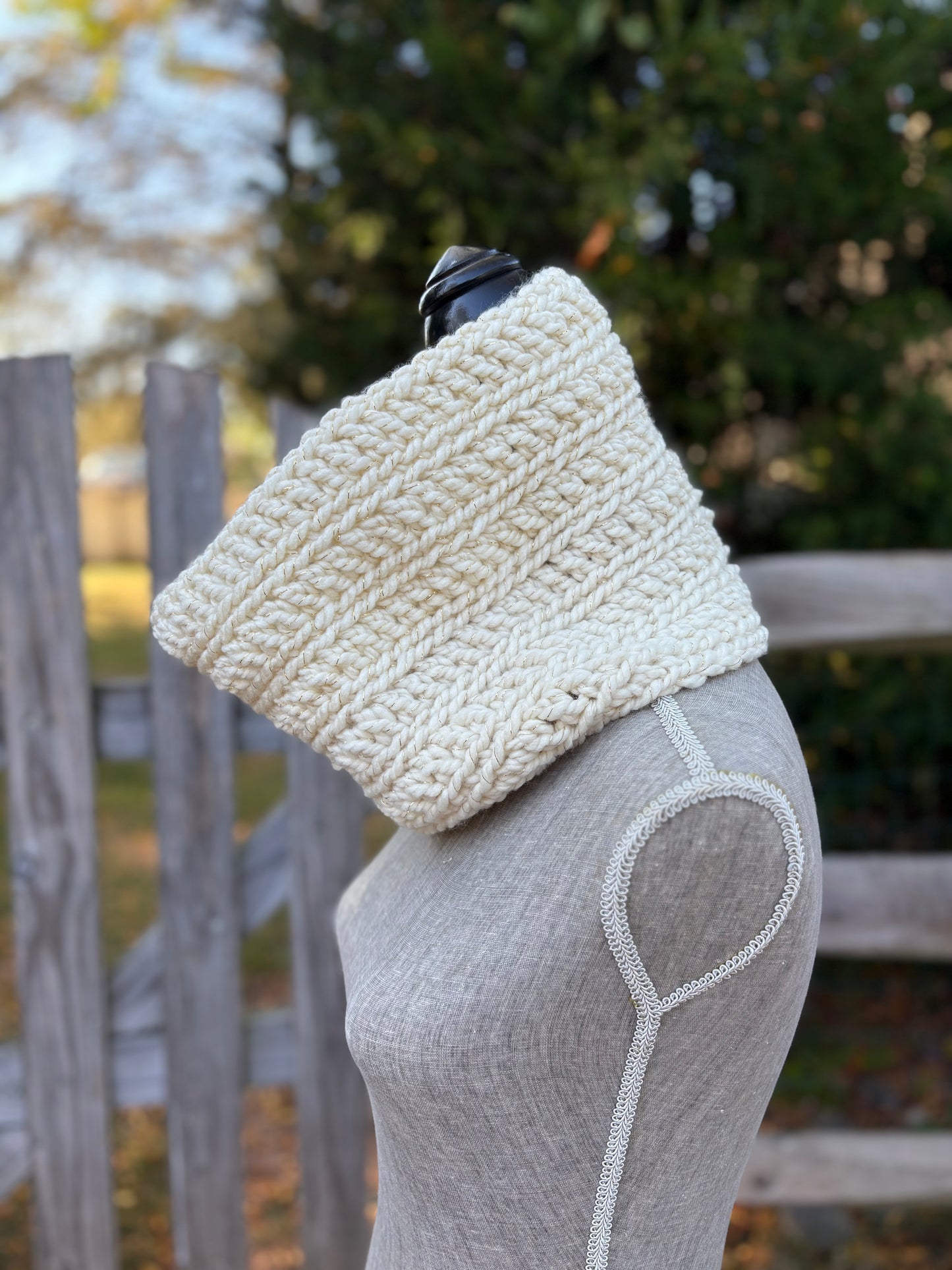 Winter Super Bulky Cowl in Starlight - Wool-Ease Edition