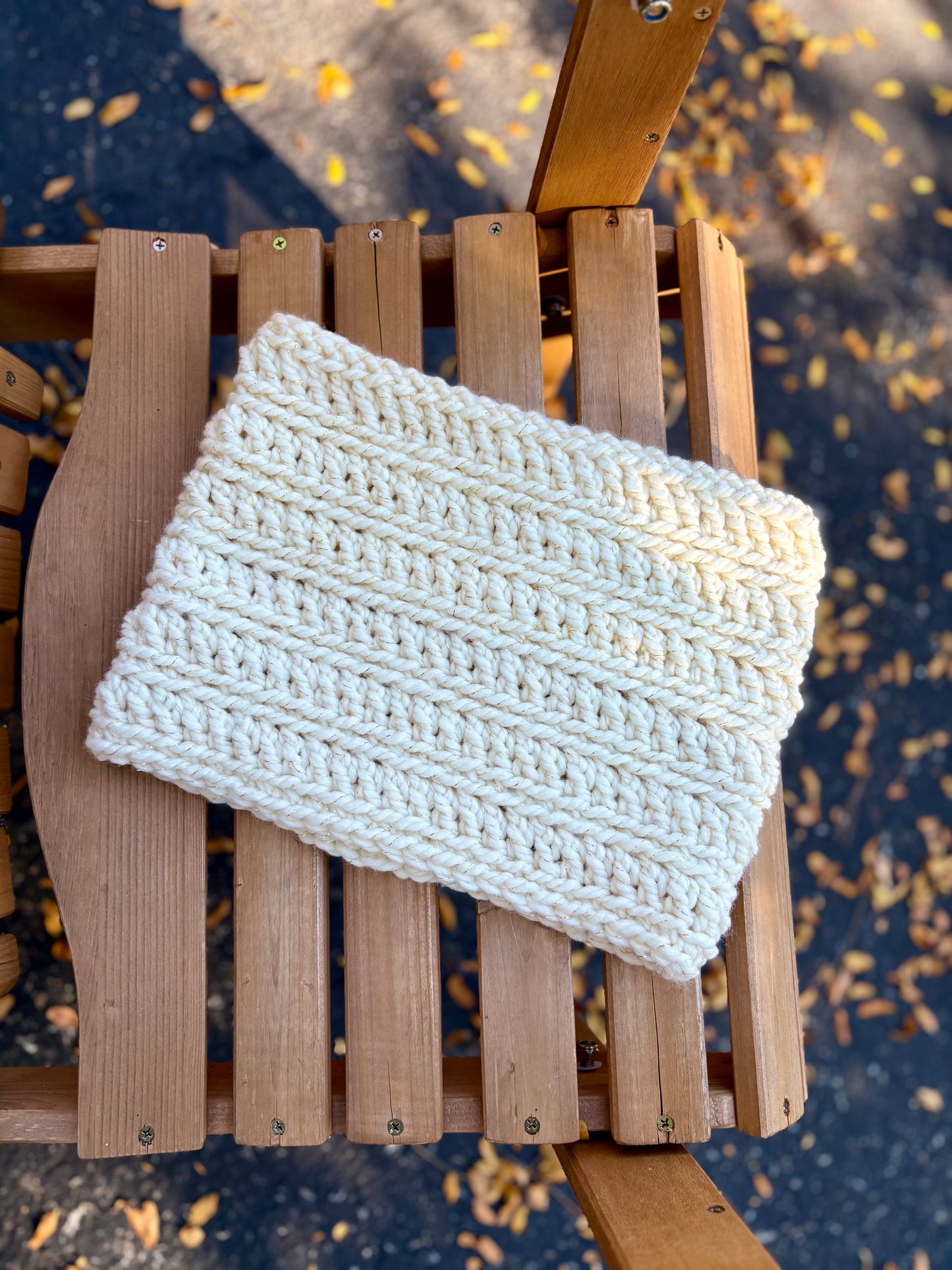 Winter Super Bulky Cowl in Starlight - Wool-Ease Edition