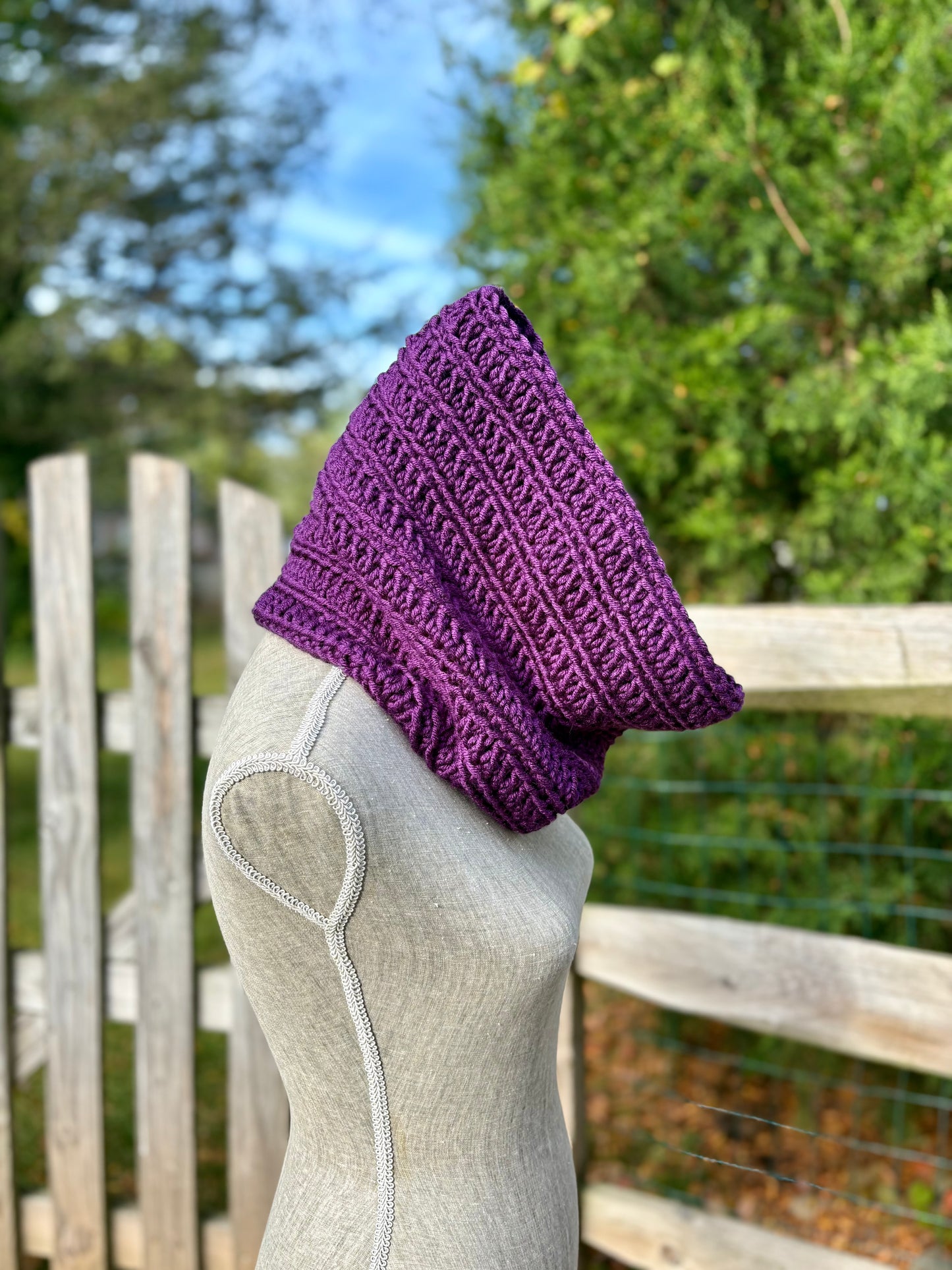 Everyday Comfort Cowl in Abergine