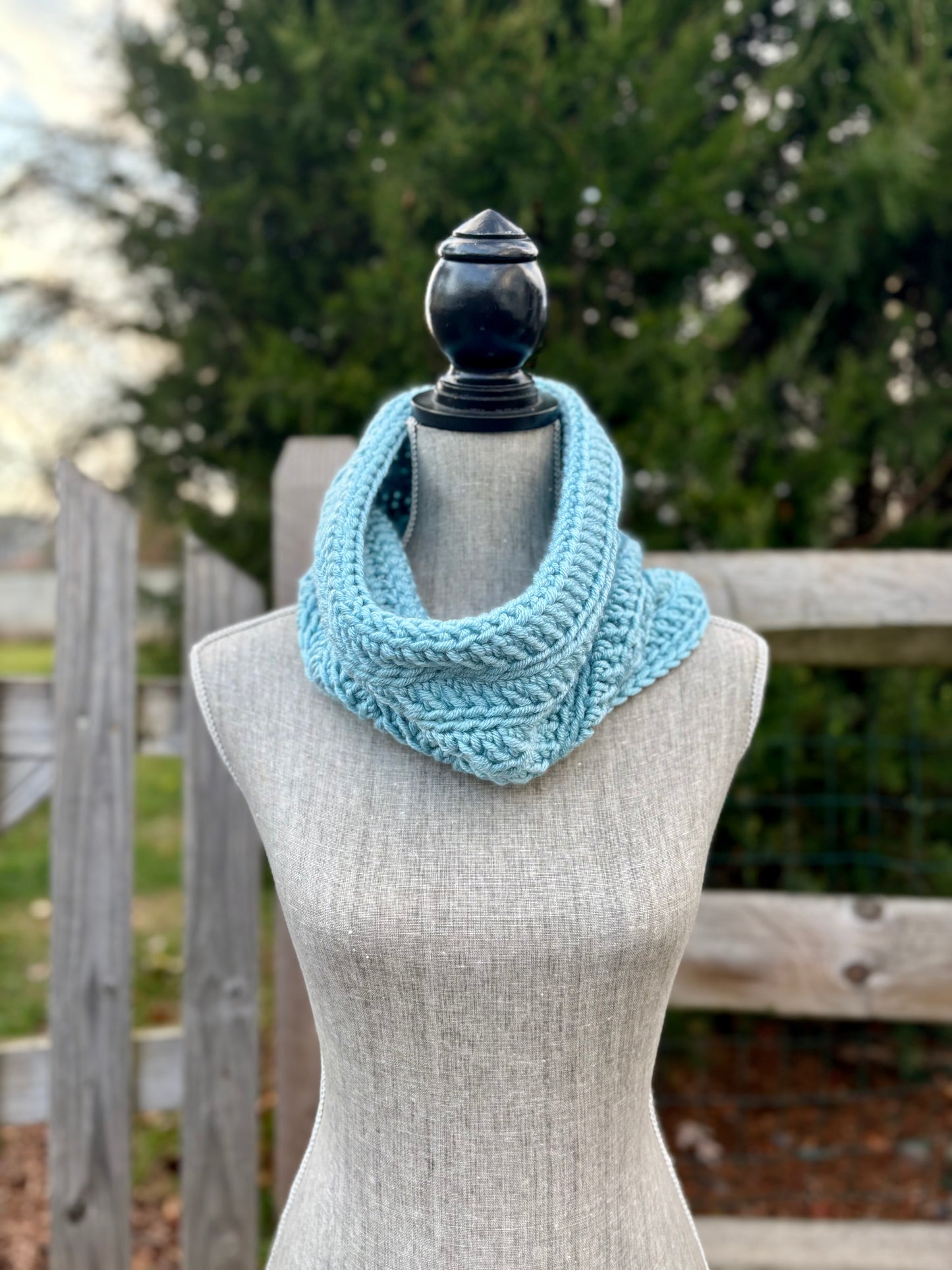 Everyday Comfort Cowl in Porcelain Blue