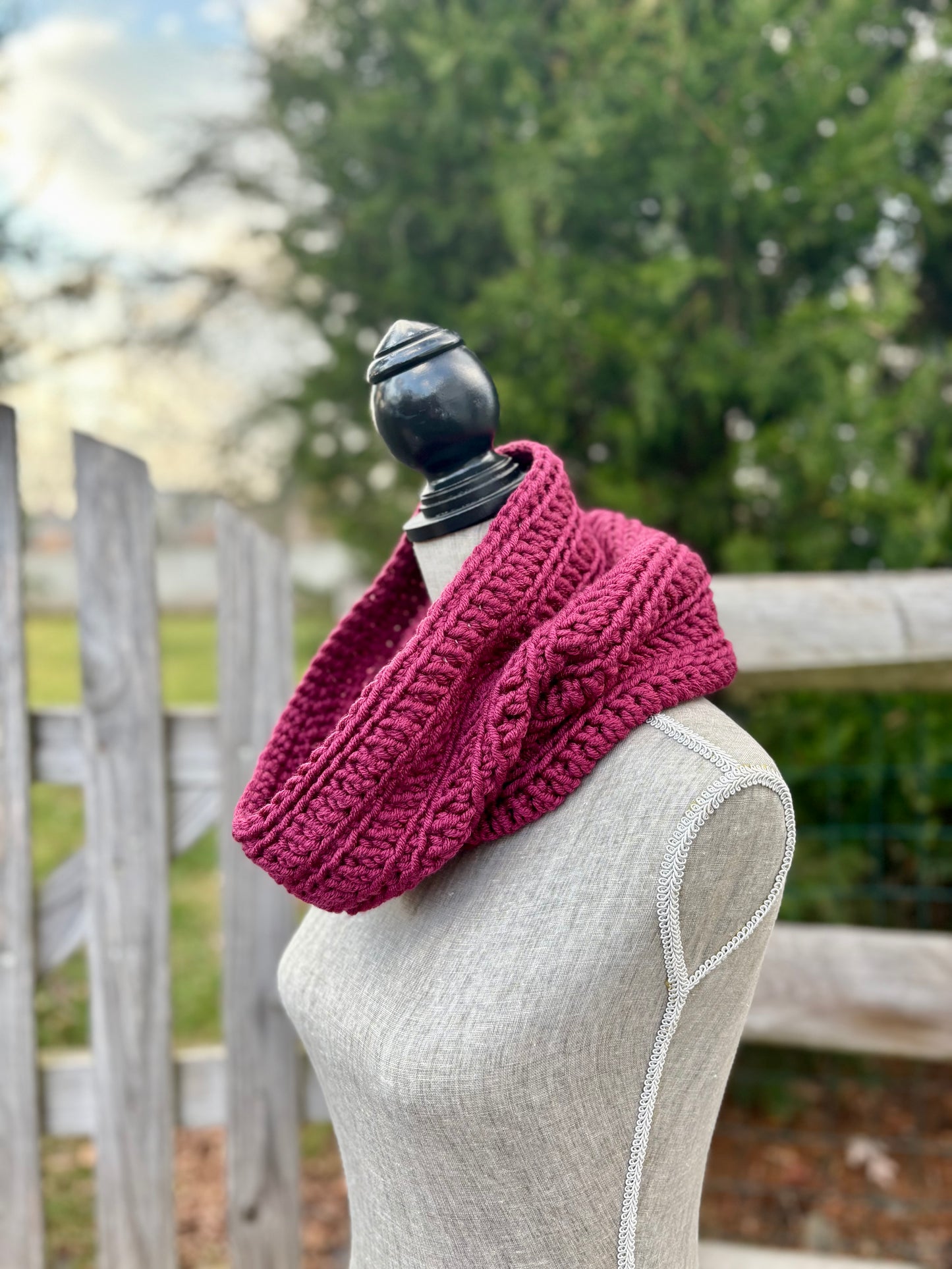 Everyday Comfort Cowl in Maroon