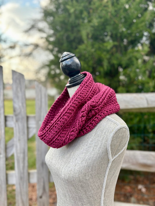 Everyday Comfort Cowl in Maroon