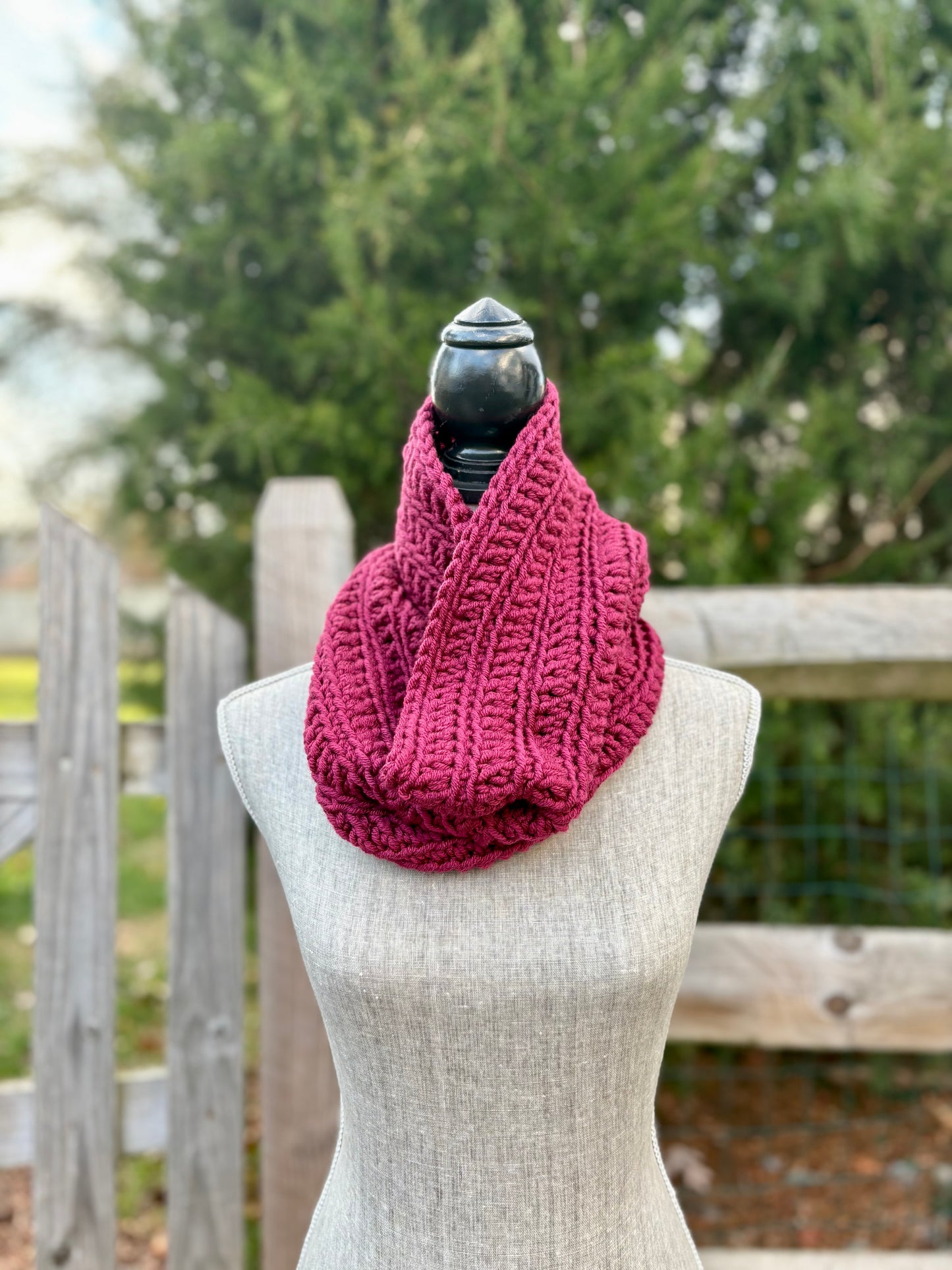Everyday Comfort Cowl in Maroon