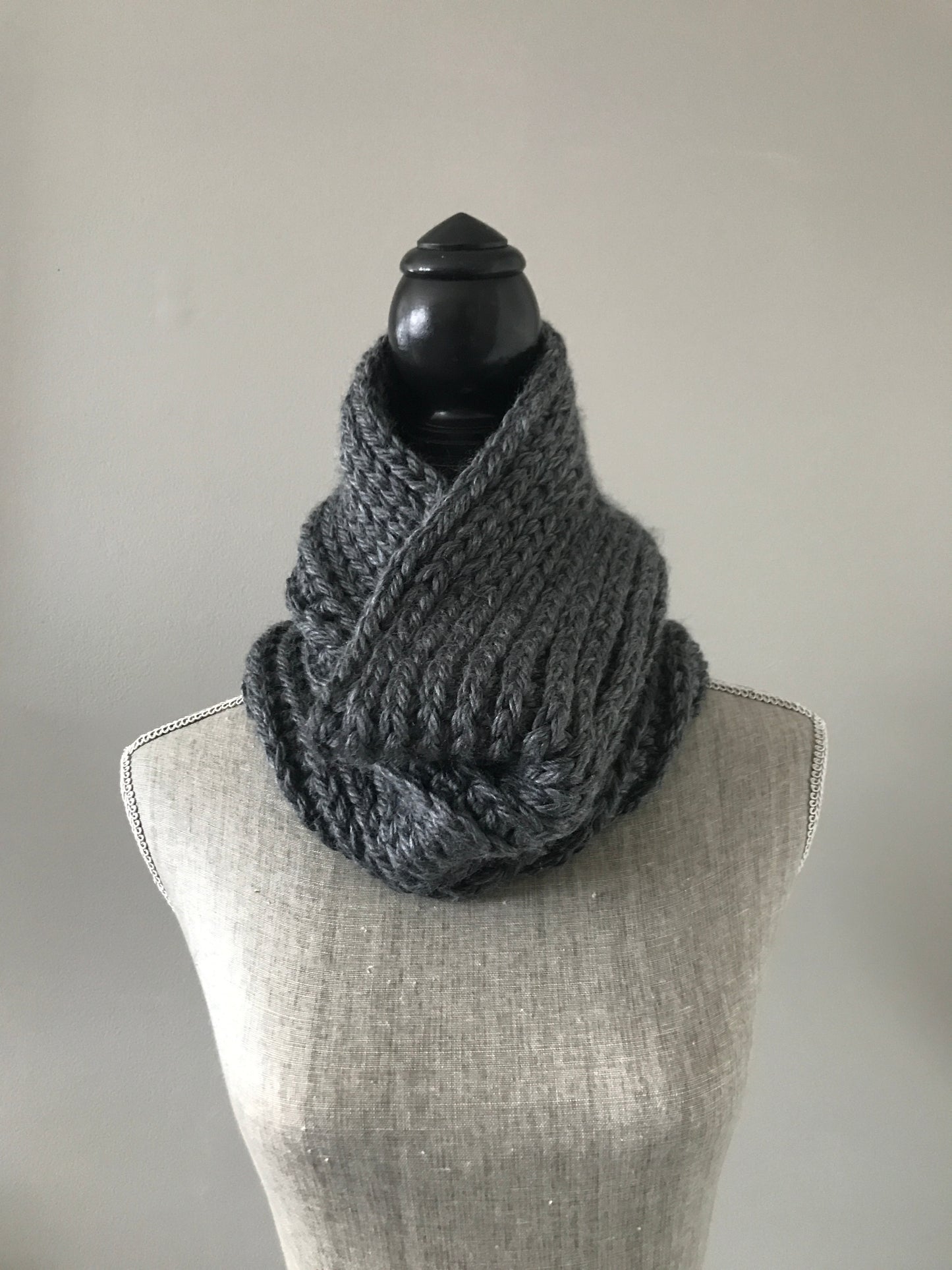 Knit-Style Crochet Neckwarmer