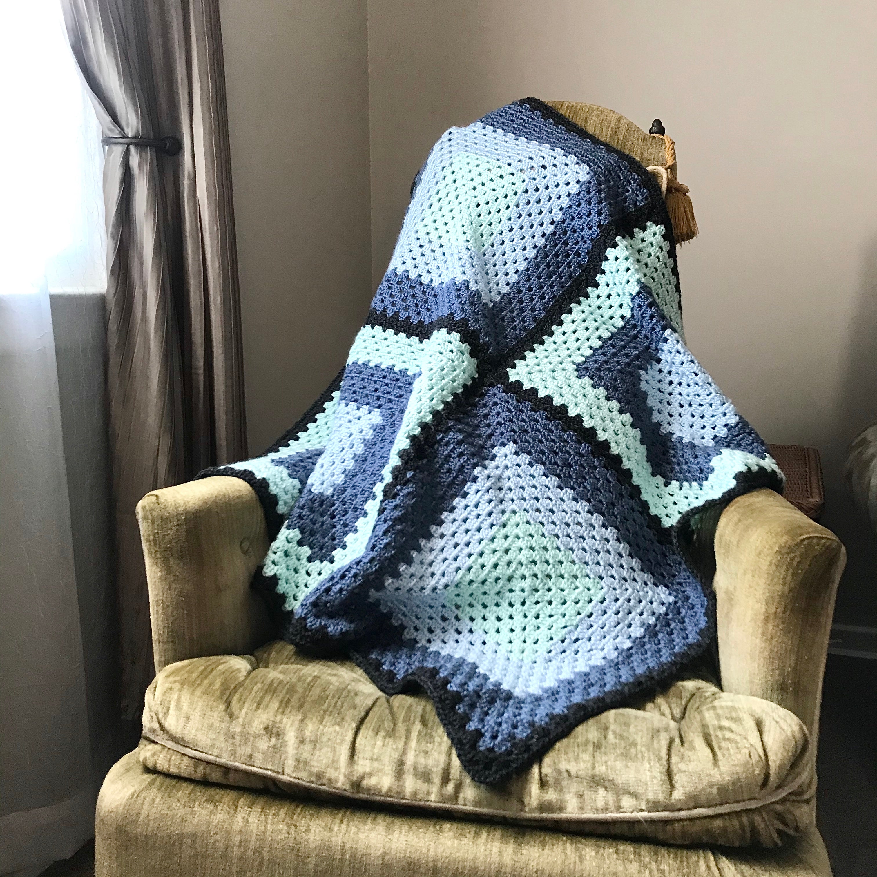 Blue and white granny square blanket hot sale