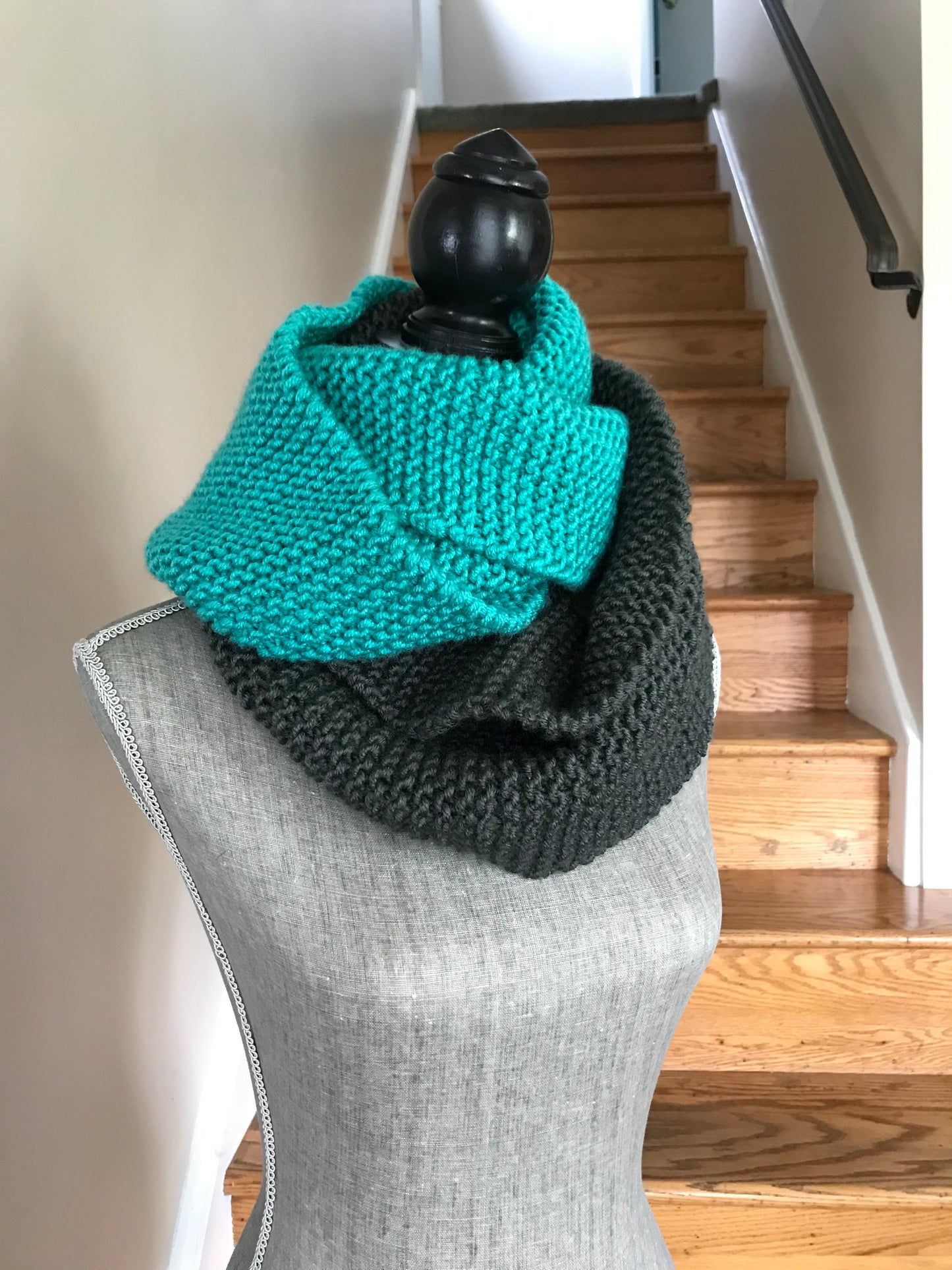 Bulky Two-Toned Knit Infinity Scarf